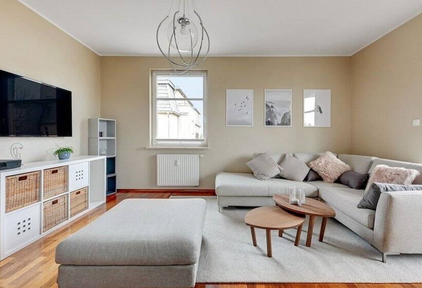 Апартаменты Comfort 2 Спальни, Dom & House   Apartments Parkur