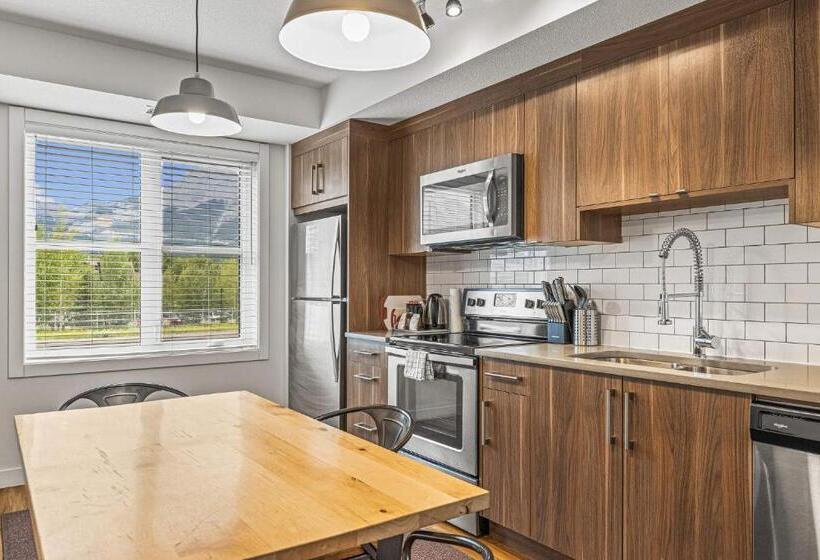 ２ベッドルームアパートメント, Basecamp Resorts Canmore