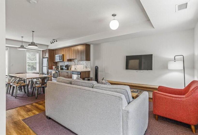 ３ベッドルームアパートメント, Basecamp Resorts Canmore