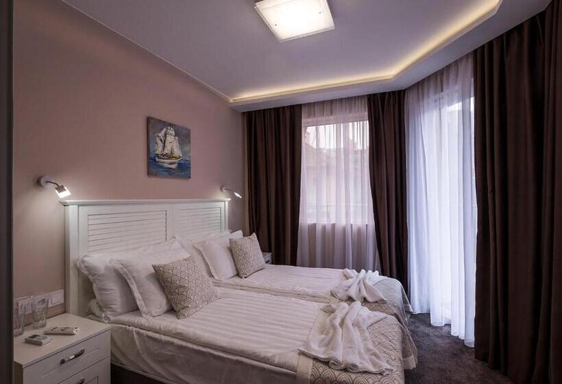 اتاق استاندارد با چشم‌انداز شهر, Caro Apartments & Rooms