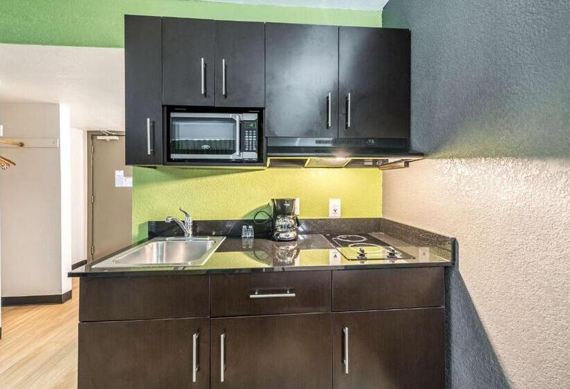 اتاق استاندارد برای معلولان, Studio 6indianapolis, In
