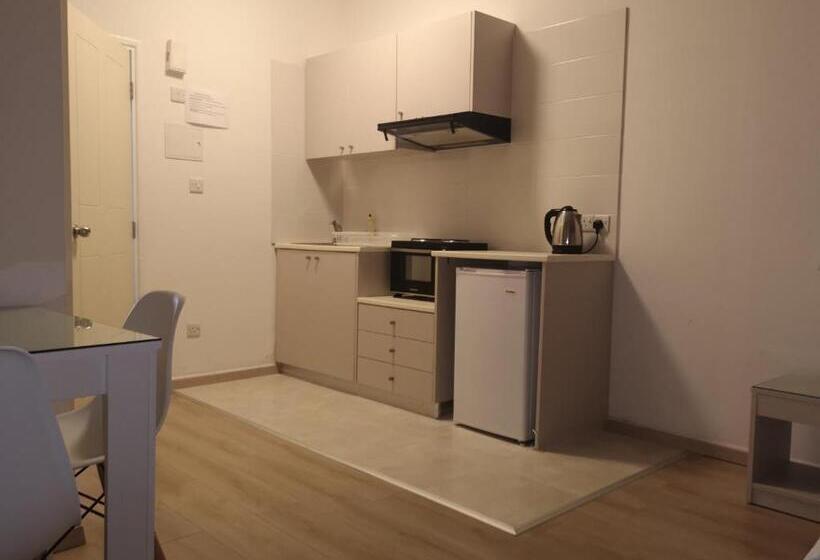 标准工作室带阳台, Marianna Annex