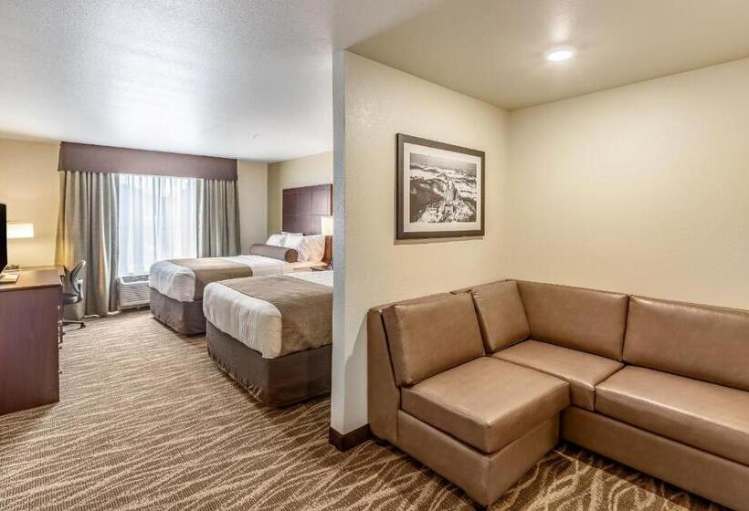 スタンダードスタジオ, Cobblestone Hotel & Suites Hartford