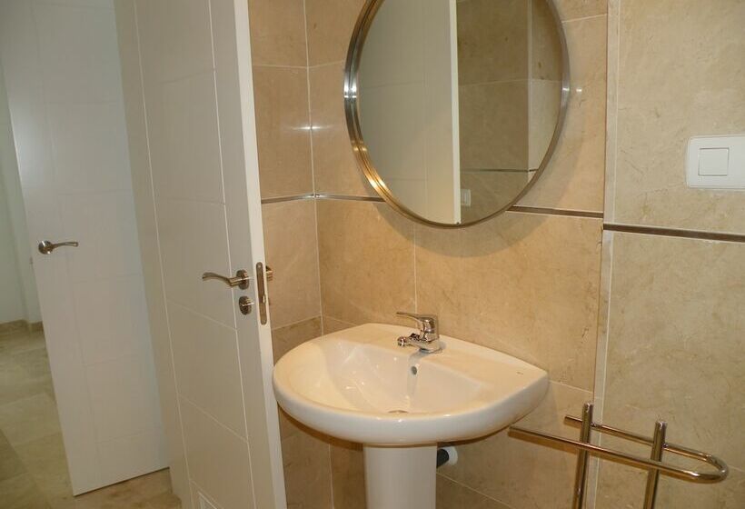 استودیوی لوکس, Apartamentos Doña Carmen