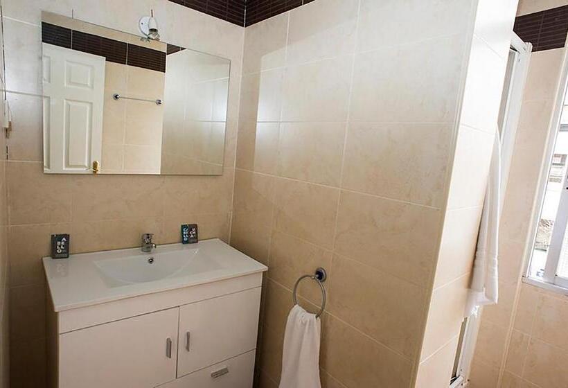 Номер Стандарт, Hostal Velarde