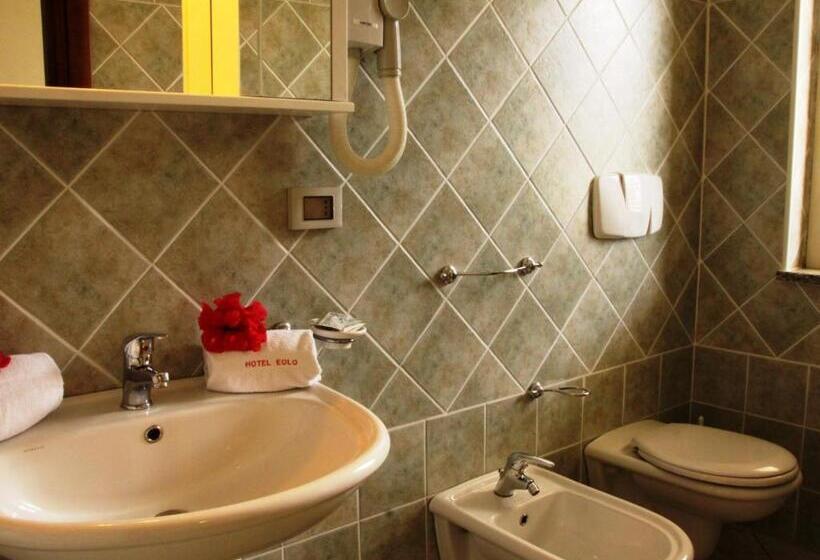 Апартаменты 1 Спальня с Балконом, Graceland Rooms And Suites