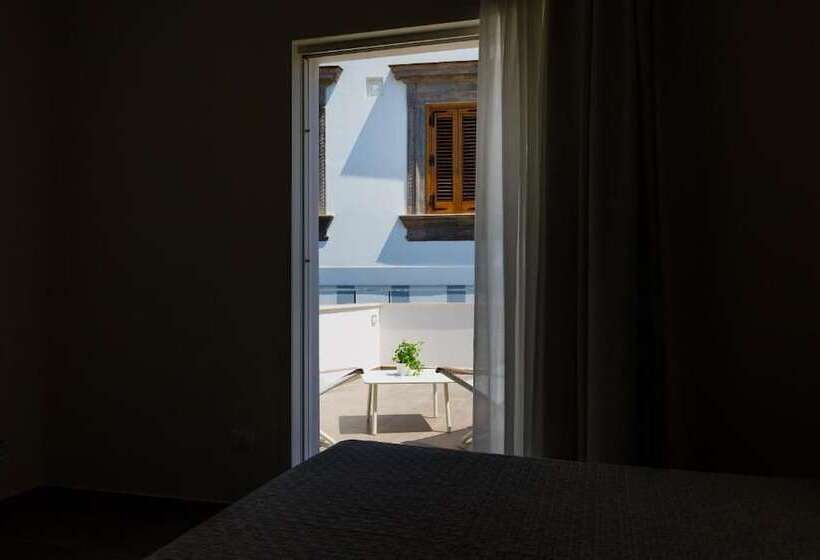 Номер Стандарт Боковой Вид на Море, Santa Maria Vecchia Relais