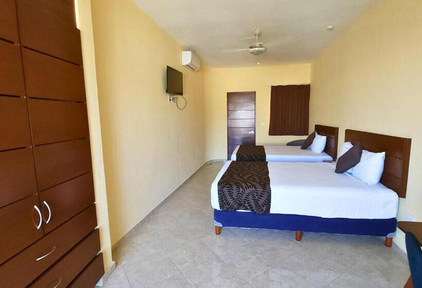 Номер Стандарт, Selina Playa Del Carmen   Hostel