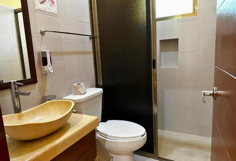 Люкс 3 Спальни, Selina Playa Del Carmen   Hostel
