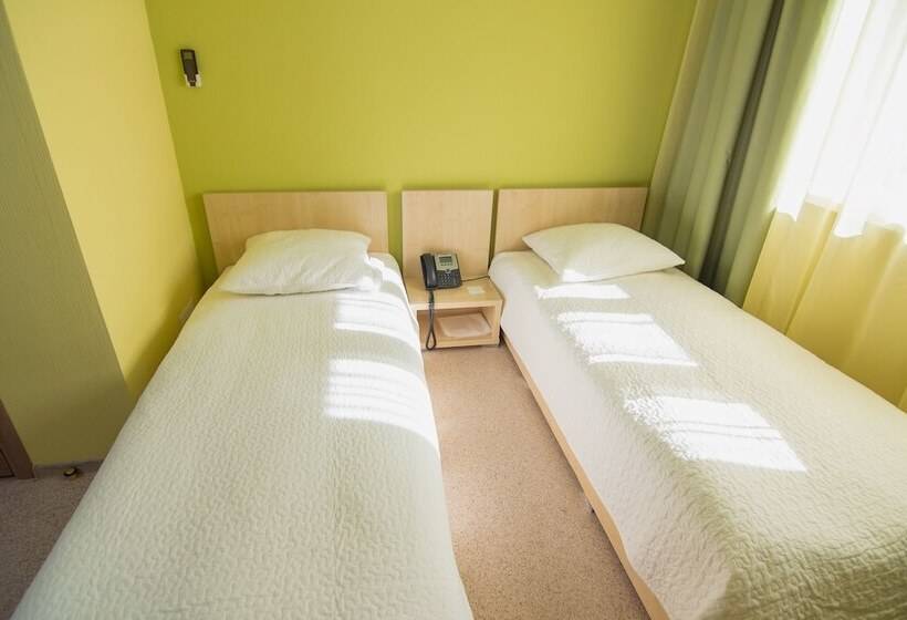 اتاق اکونومی با حمام مشترک, Medical Hotel & Spa