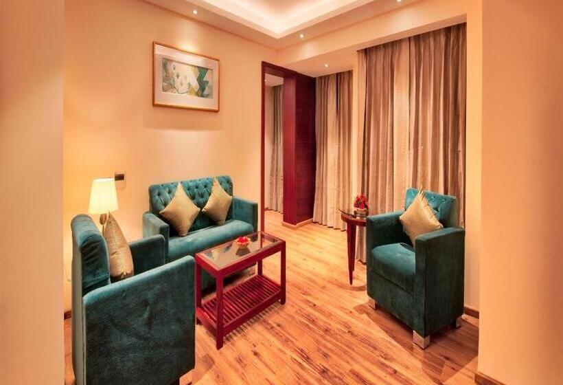 套房, Golden Tulip Essential Jaipur