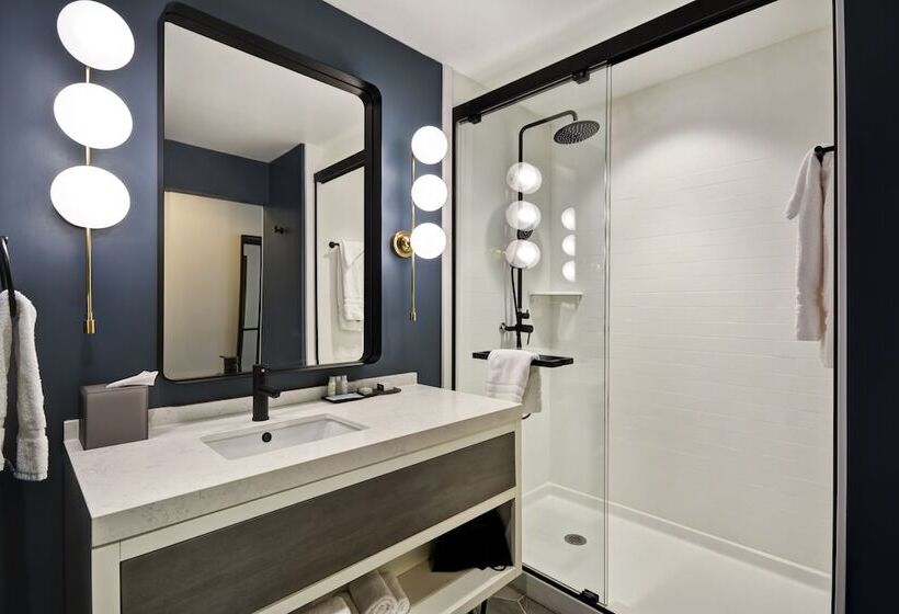 Номер Стандарт, Indigo Kansas City   The Crossroads, An Ihg