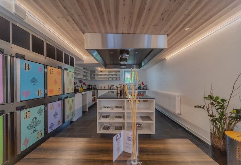 Семейный Номер, Grand Your Home With Common Kitchens With Self Check In