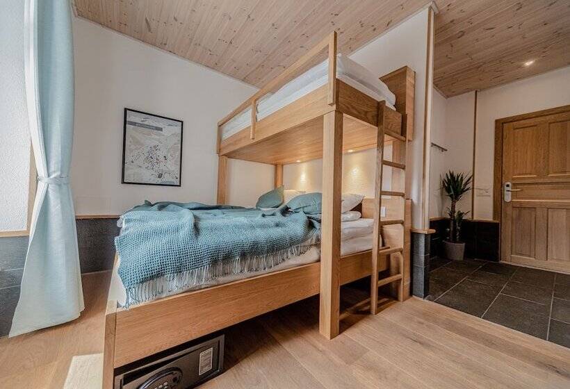 Семейный Номер, Grand Your Home With Common Kitchens With Self Check In