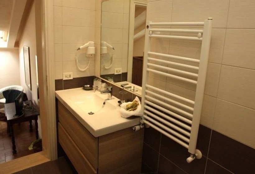 Quarto Estandar, Agriturismo Peretti