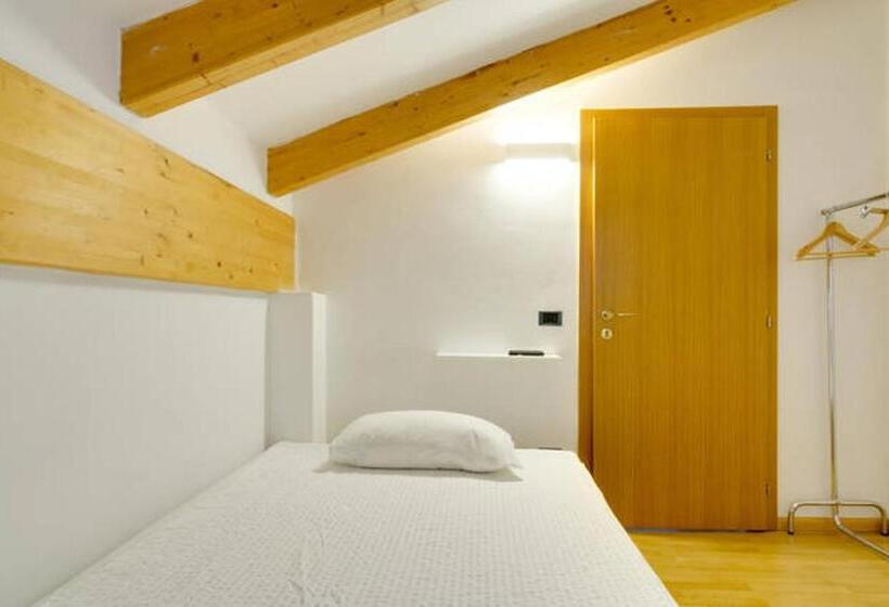 سوییت جونیور, B&b Al Palazzo Malfatti