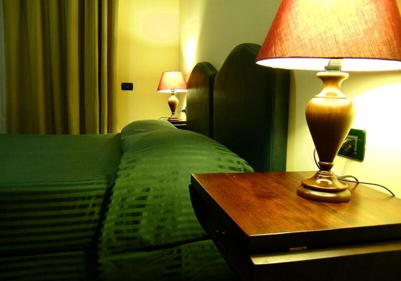 اتاق استاندارد با بالکن, Relax Style House Central Rooms