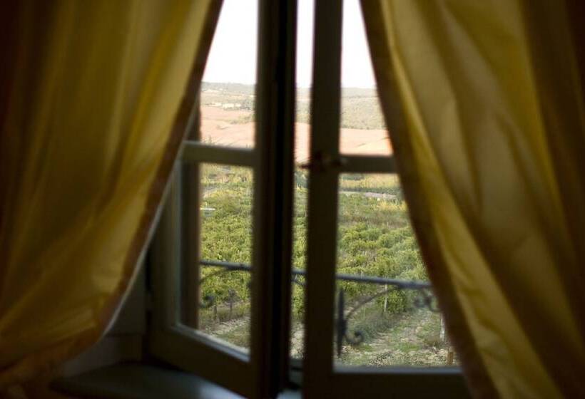 سوییت جونیور, Villa Il Castagno Wine & Resort