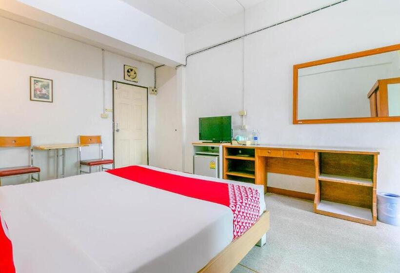 Номер Стандарт, Sathorn Mansion
