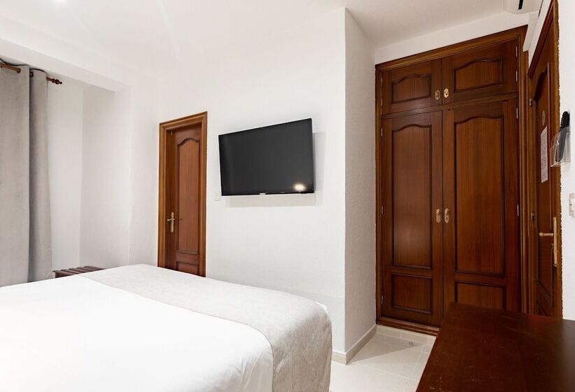 Номер Стандарт, Hostal La Costa