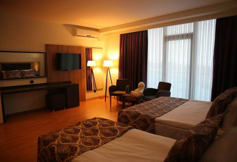آپارتمان لوکس 1 خوابه, Metro City Apartments