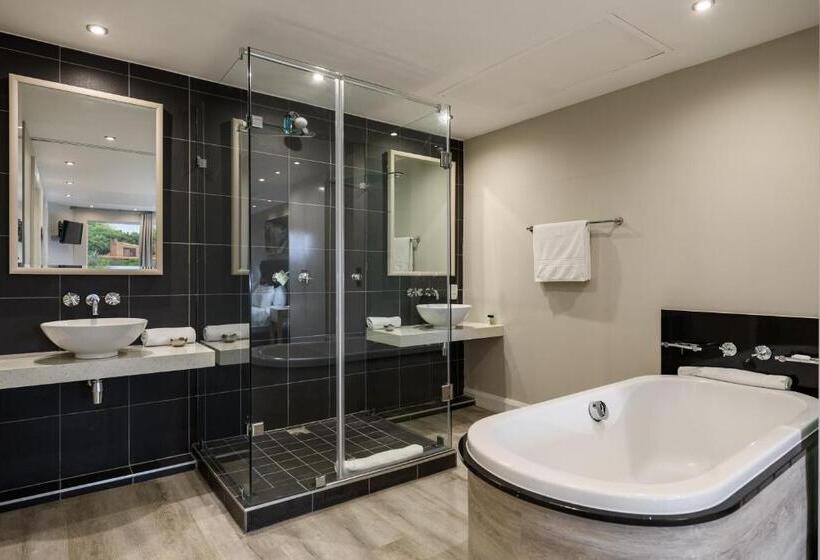 Люкс, San Lameer Resort Hotel & Spa