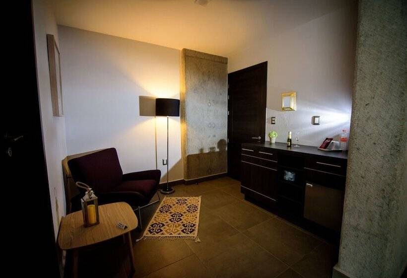 Президентский Люкс, Maria Ines Hotel Suite