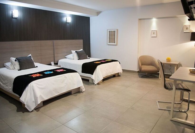 Полулюкс, Maria Ines Hotel Suite