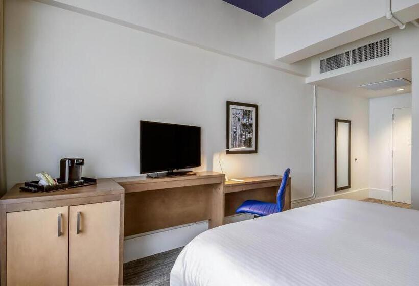 Номер Стандарт Кровать Кинг Адаптированный для Инвалидов, New Bedford Harbor Hotel, Ascend Hotel Collection