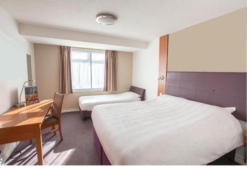 Семейный Номер Deluxe, Redwings Lodge Solihull