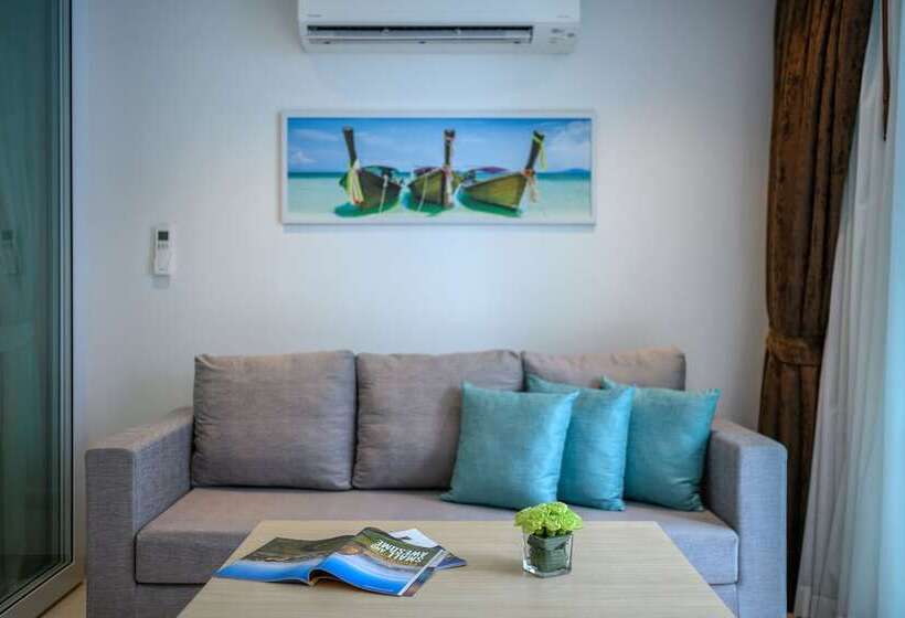 سوییت با چشم‌انداز دریا, The Beachfront Hotel Phuket