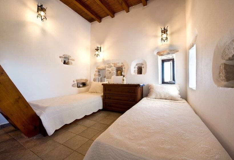 Классический Номер Вид на Море, Arapakis Historic Castle
