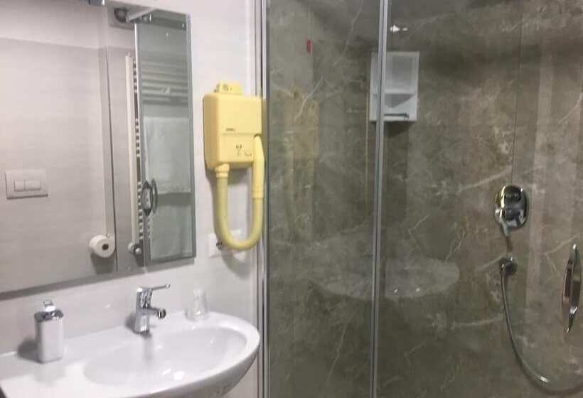 Номер Стандарт Индивидуальный, Piccolo Hotel Lamezia