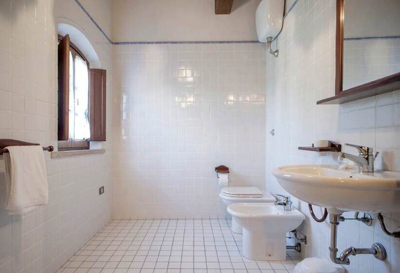 Апартаменты Deluxe 3 Спальни, Azienda Agricola E Agriturismo Vallorsi