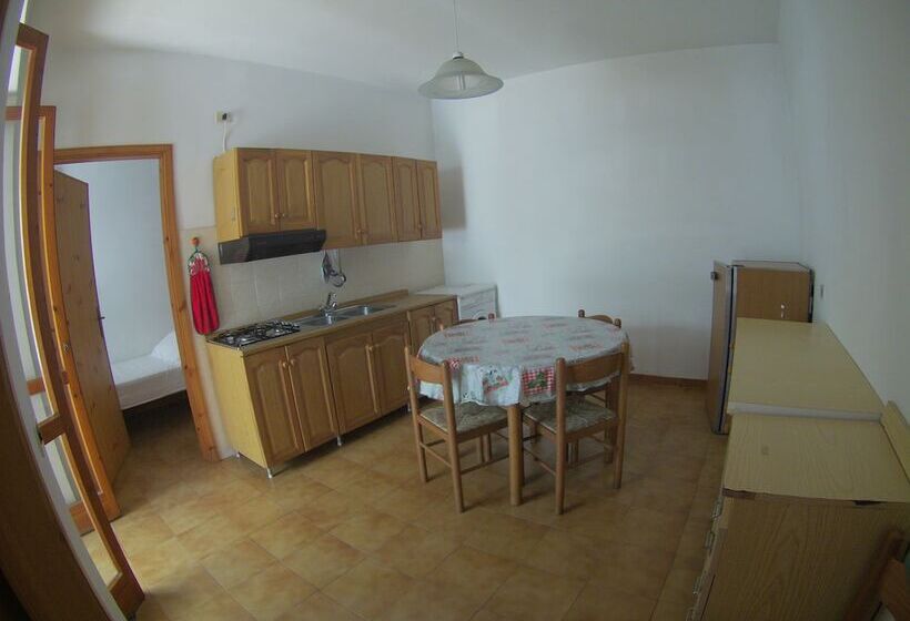 Апартаменты 1 Спальня Нижний Этаж, Residence Mareblu