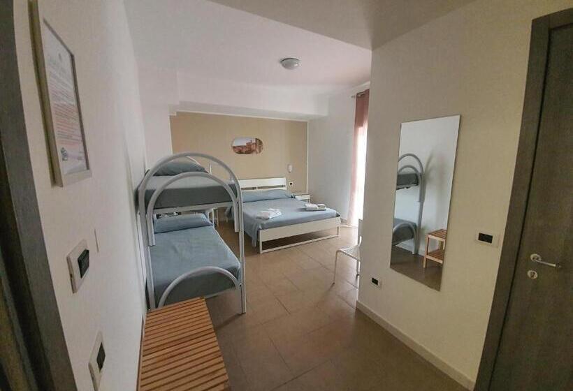 اتاق استاندارد چهار تخته, Casale Marcalia  Bed & Breakfast