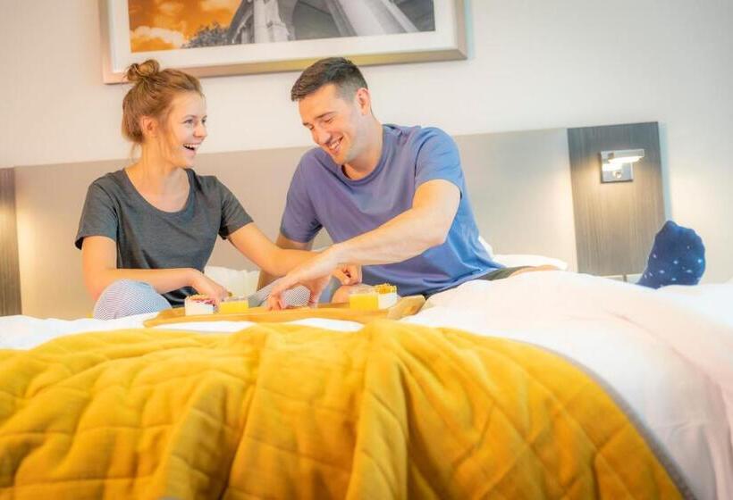 이그제큐티브 룸 킹사이즈 침대, Maldron Hotel South Mall Cork City