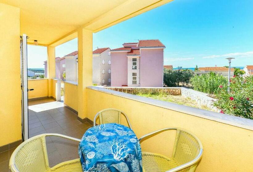 آپارتمان 1 خوابه, Apartments Silvia