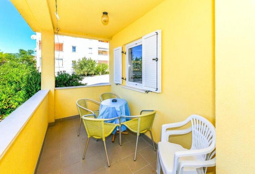آپارتمان 1 خوابه, Apartments Silvia
