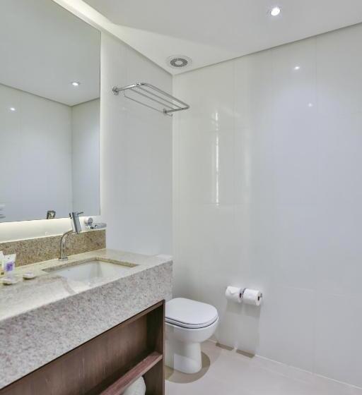 Quarto Deluxe Cama King, Transamerica Collection Goiânia