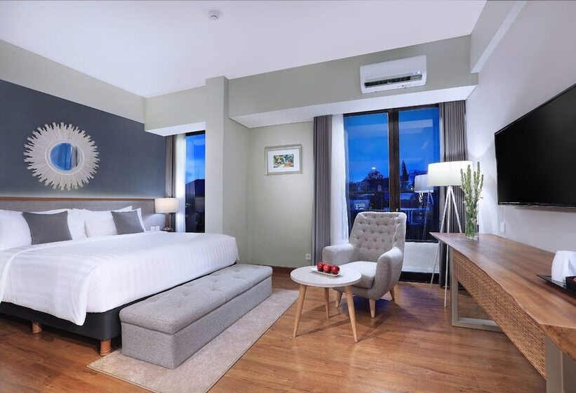 Номер Deluxe, Aston Inn Batu