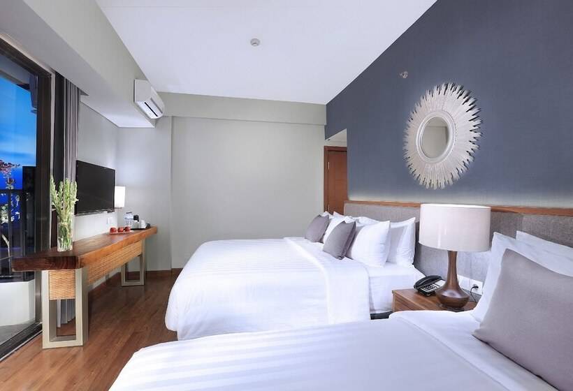 Семейный Номер, Aston Inn Batu