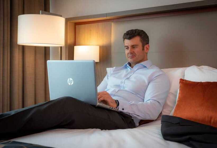 Президентский Люкс, Clayton Hotel Birmingham
