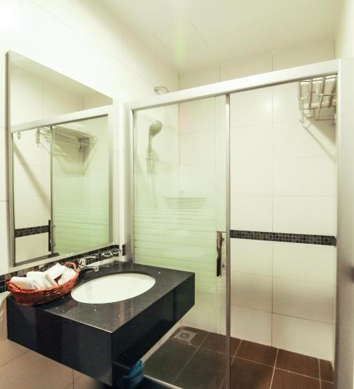 Люкс, K Garden Hotel Parit Buntar