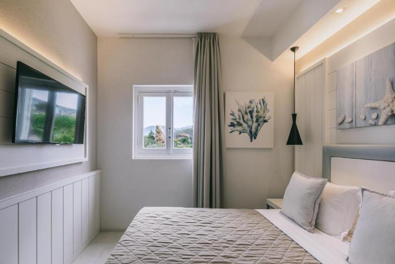 اتاق استاندارد سه نفره, Mangia S Pollina Resort