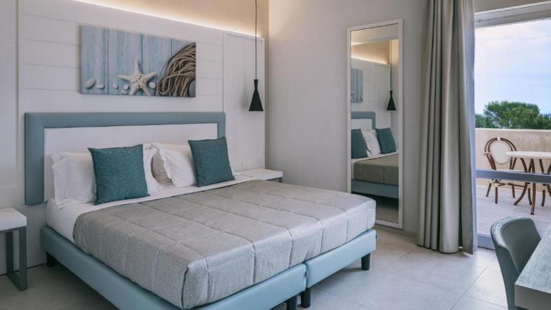 اتاق سه نفره دلوکس با چشم‌انداز دریا, Mangia S Pollina Resort