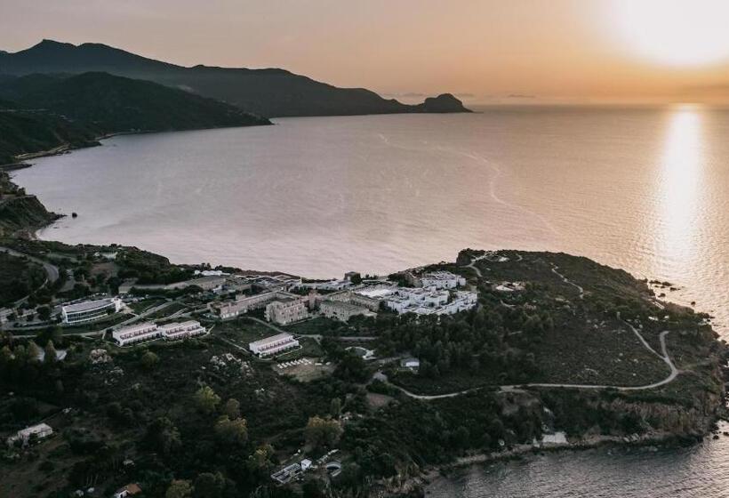 اتاق لوکس با چشم‌انداز دریا, Mangia S Pollina Resort