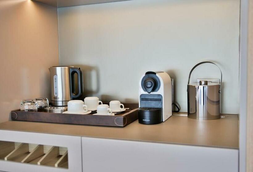 اتاق اجرایی با تخت بزرگ, Palladio Hotel Buenos Aires   Mgallery