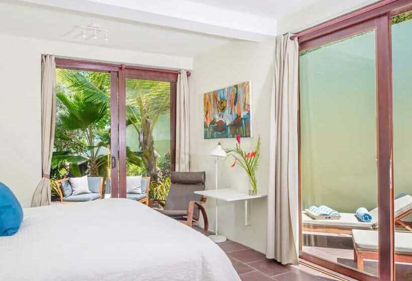 ویلای 2 خوابه با چشم‌انداز دریا, 473 Grenada Boutique Resort
