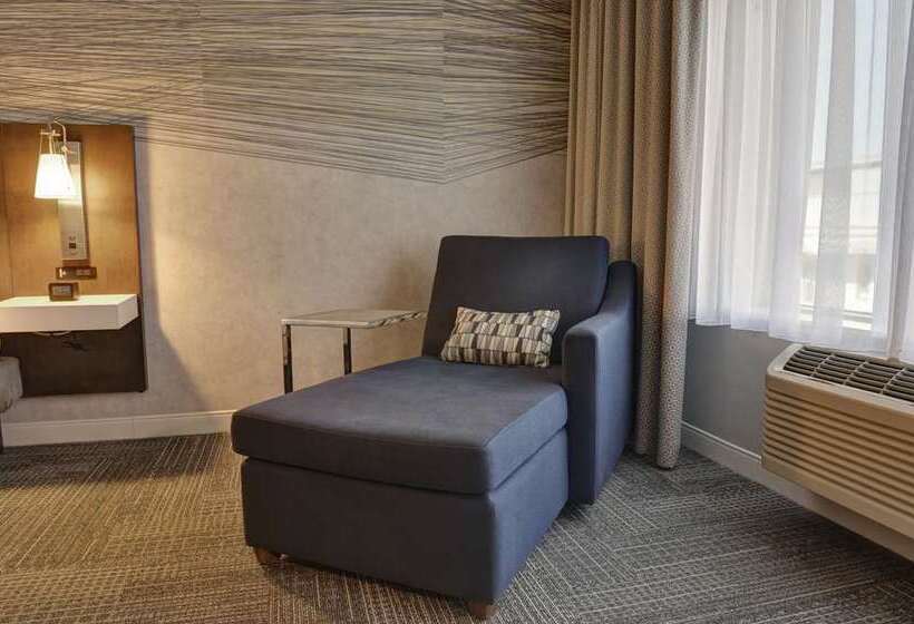 Номер Стандарт Адаптированный для Инвалидов, Hampton Inn & Suites Cranberry Pittsburgh